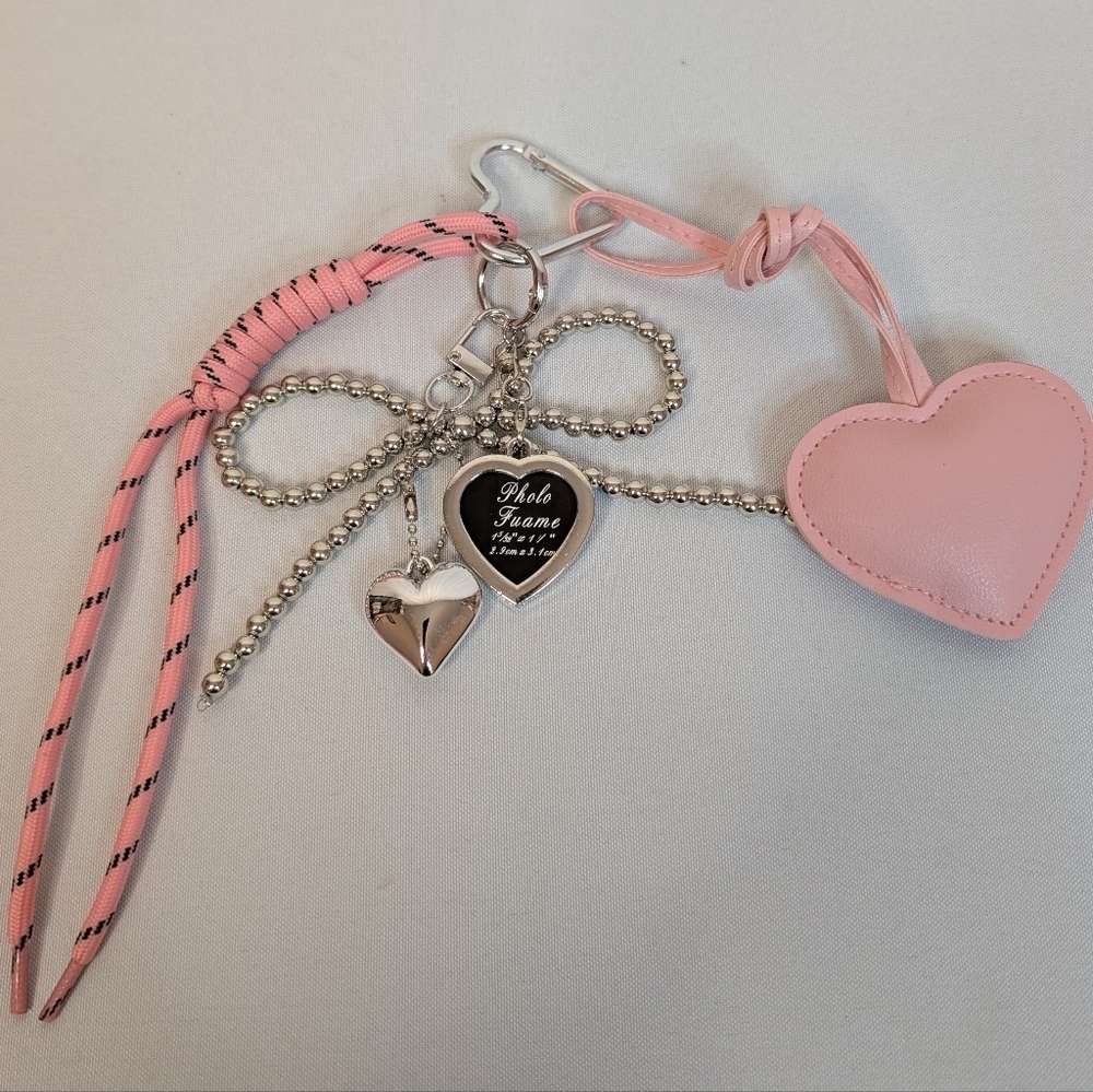 Pink And Silver Hearts And Bow Photo Frame Keychain Bag Charm Accessory - Picture 2 of 5